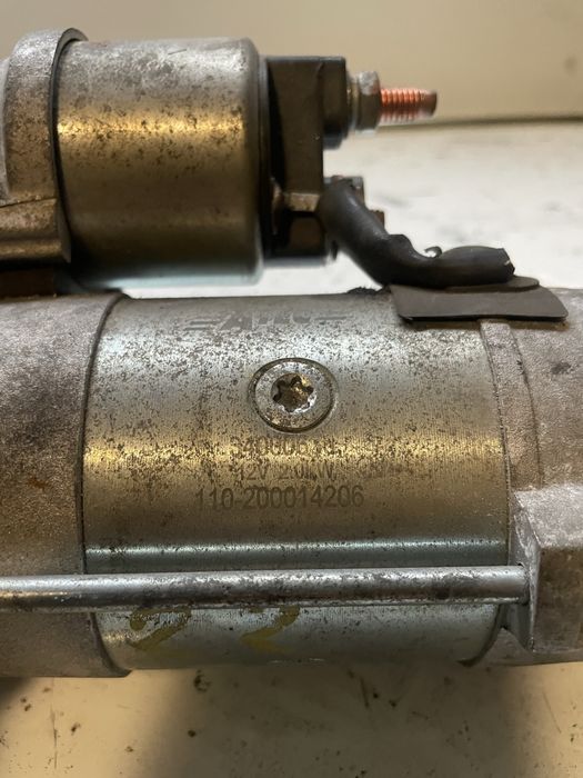 Стартер за тойота  /TOYOTA D-CAT 2.2