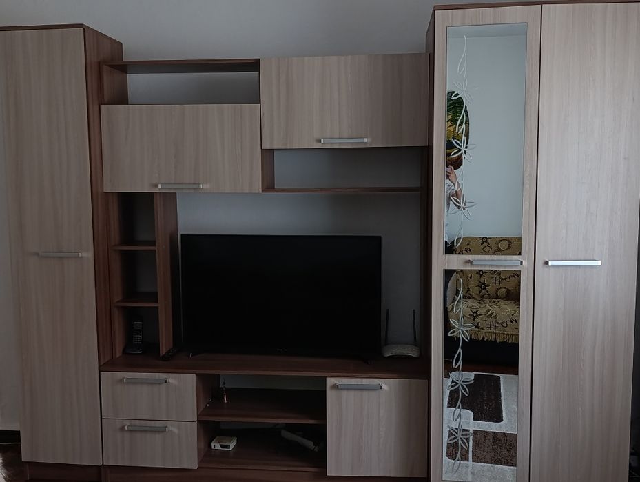 Горка в гостиную, стенка