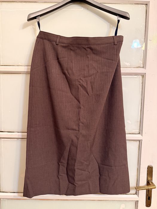 Fusta midi cu crapatura