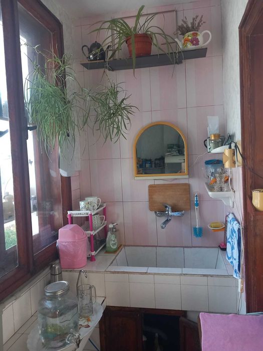 Продава къща в град Разград