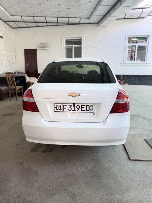 Nexia 3  vikupga idial xolatda