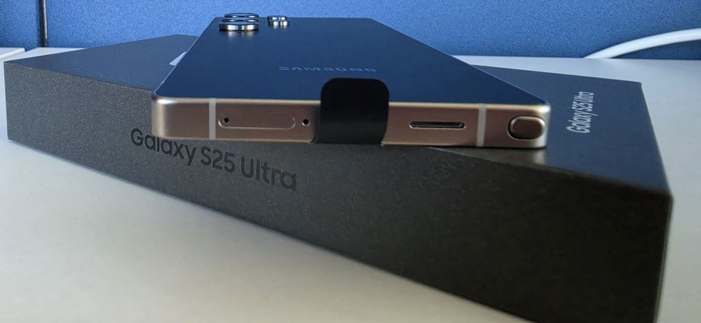 Samsung Galaxy S25 Ultra 6.90 ", 512 GB, RAM 12 GB, 200+50+50+10