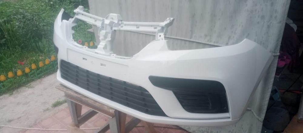 Бампер Рено Логан2