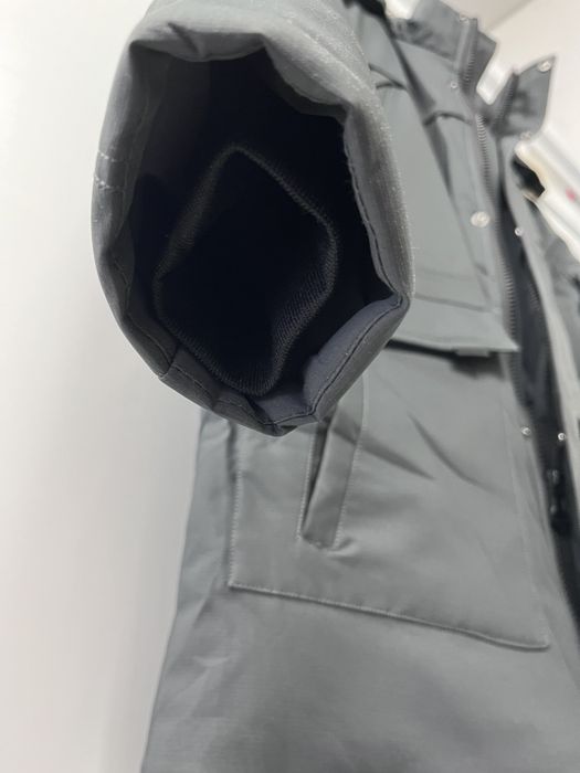 Продам новую куртку