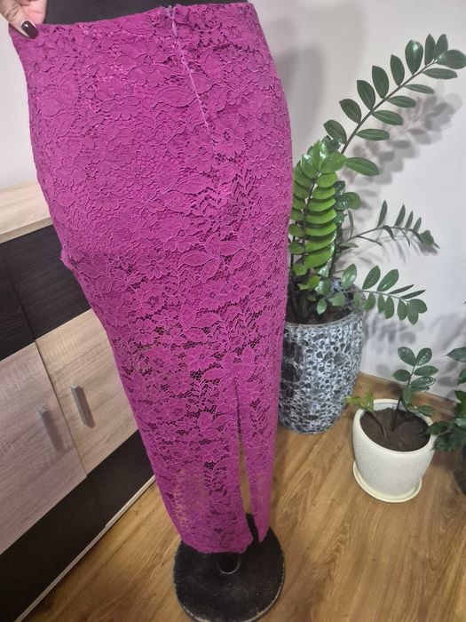 Дантелена пола Zara