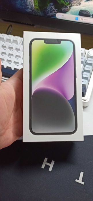 Продам iPhone 14