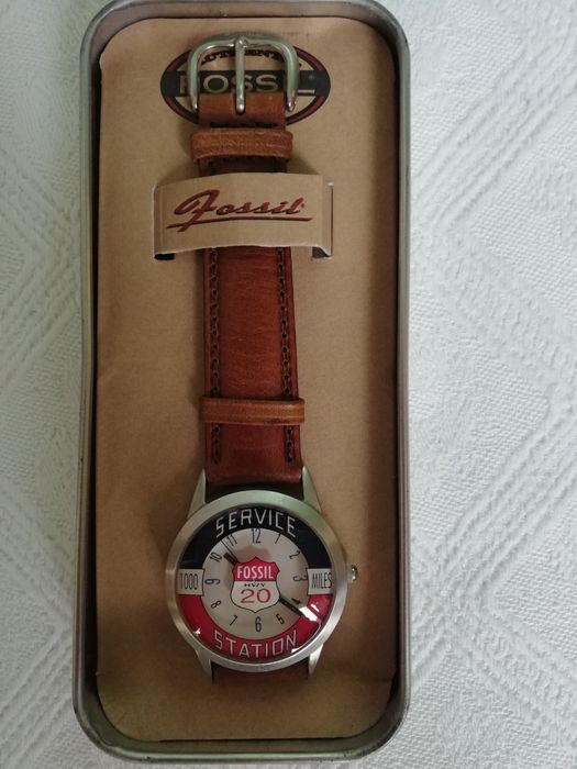 Ръчен часовник Fossil Authentic special edition