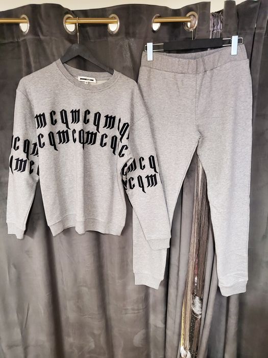 Дамски екип нов  Mcq