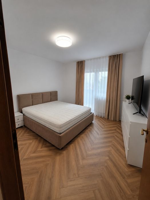 Apartament de închiriat
