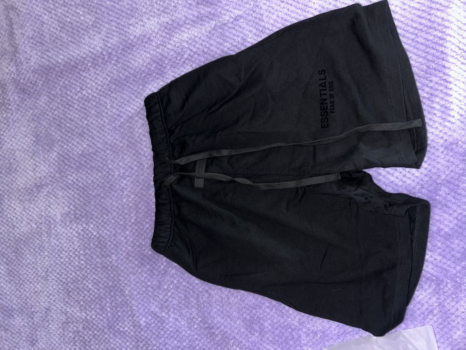 Pantaloni essentials