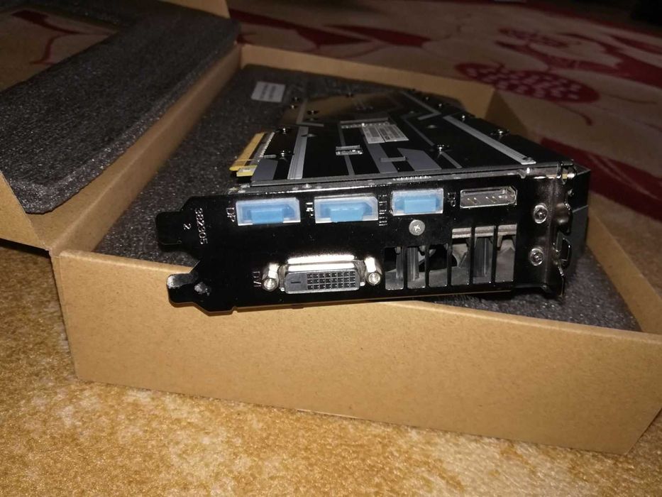 video card radeon nitro r9 390 8GB