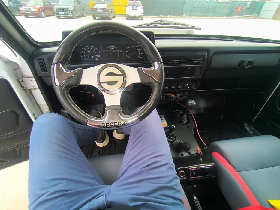Lada Niva 1.7i *22.000km*