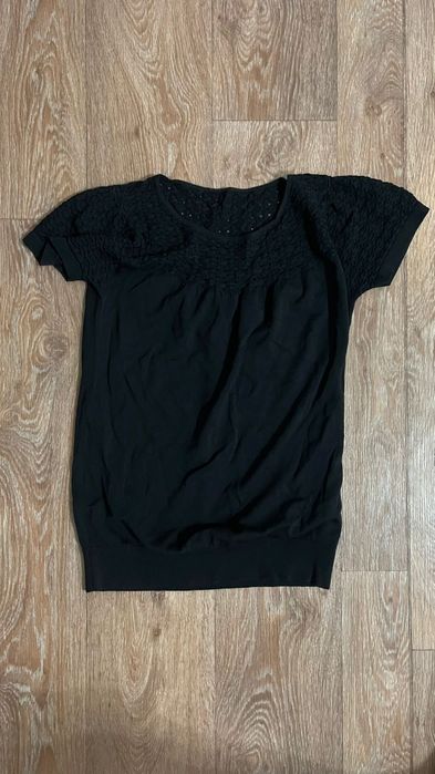 За все вещи 4000тг . Обращайтесь