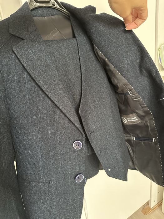 Продам тройку костюм