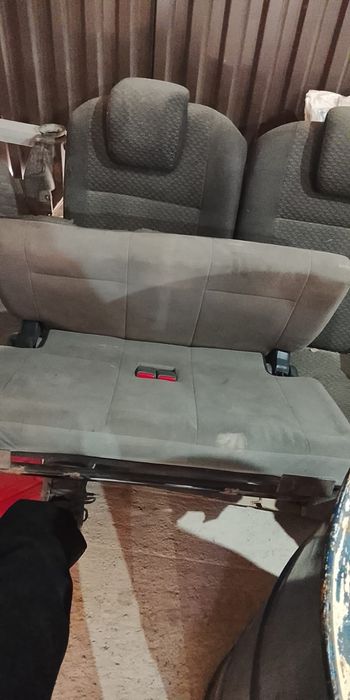 Сиденья на Ларгус