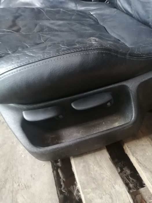 Продам кожанные сидения пассат, гольф