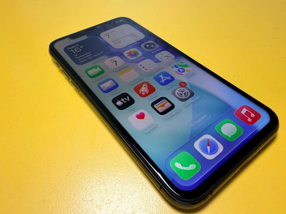 Смартфон Apple iPhone 11 Pro 64GB