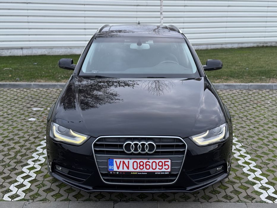 Audi A4 2.0 TDI 143 CP Automata Xenon Full Led Navi Panorama