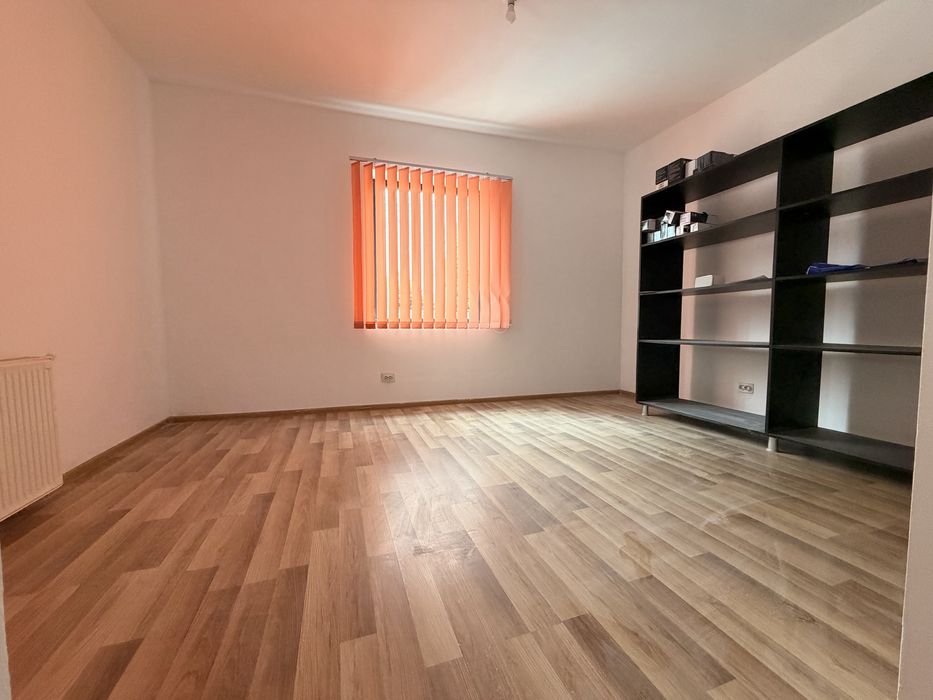Casă de închiriat si spatii comerciale-birouri– Ultracentral Bacău | Str. Ioniță Sandu Sturza