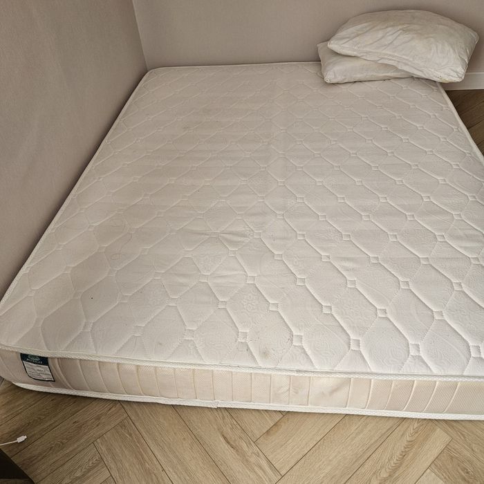 Срочно продам матрас