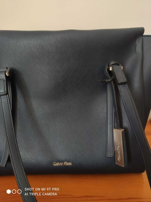 Дамска чанта от естествена кожа