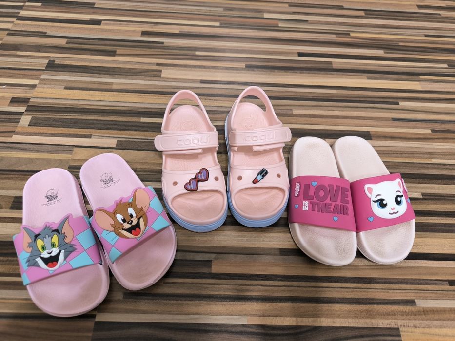 Papuci/ sandale fete 29-30