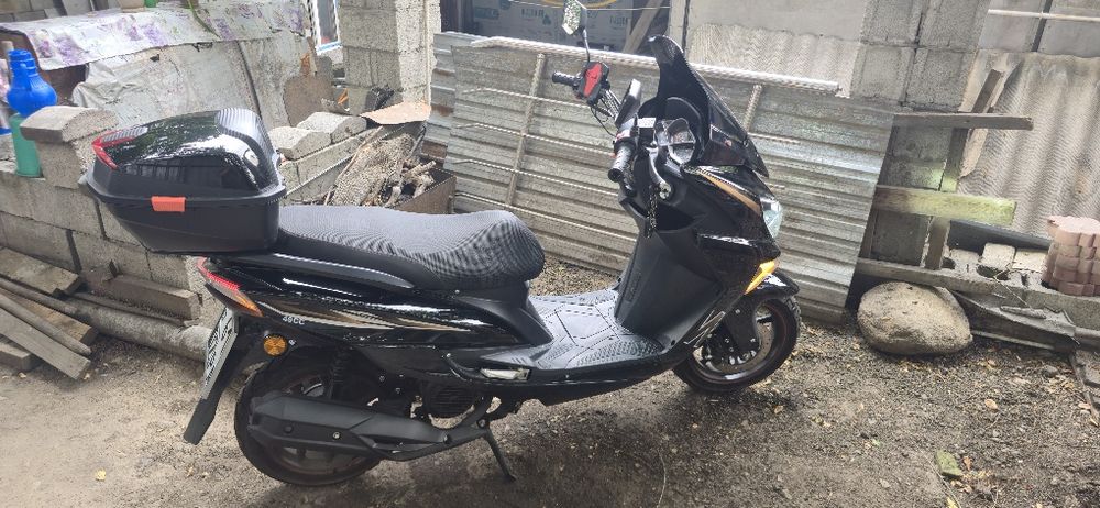 Продам скутер Vilimi