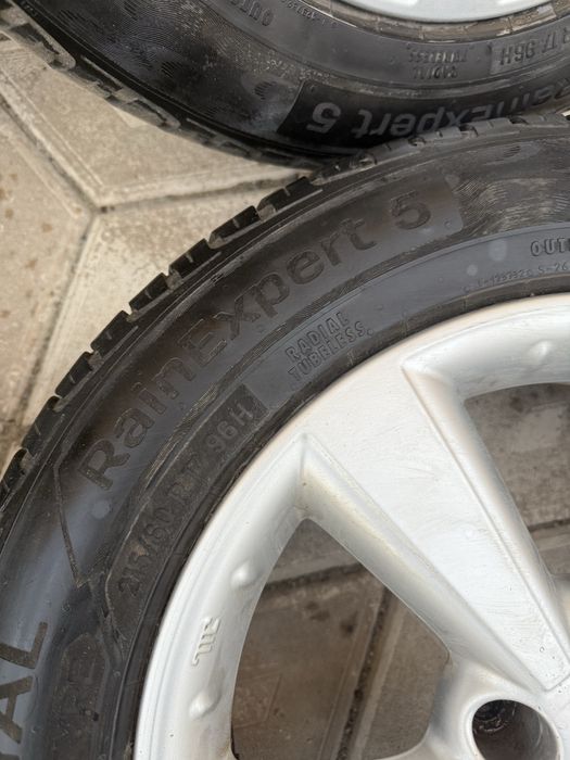 Jante Aliaj 5x114,3  nissan Cauciucuri 215 / 60 / 17