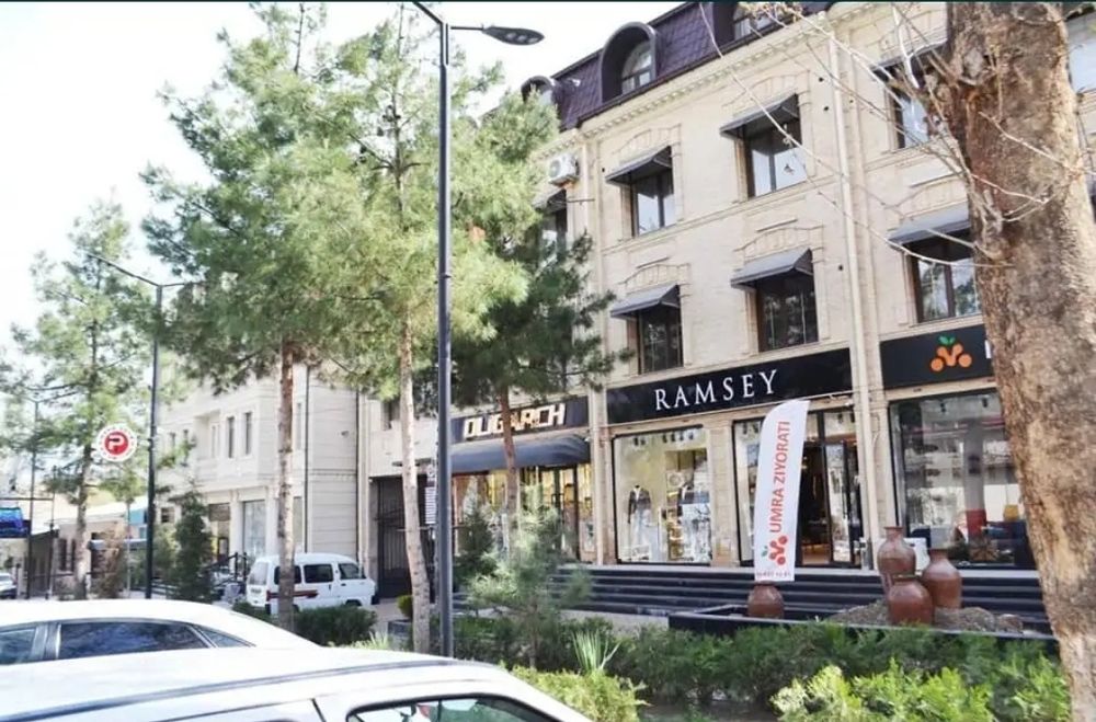 Аренда евроремонт ориентир Зебо Где ресторан ханзада платaн рядом рест