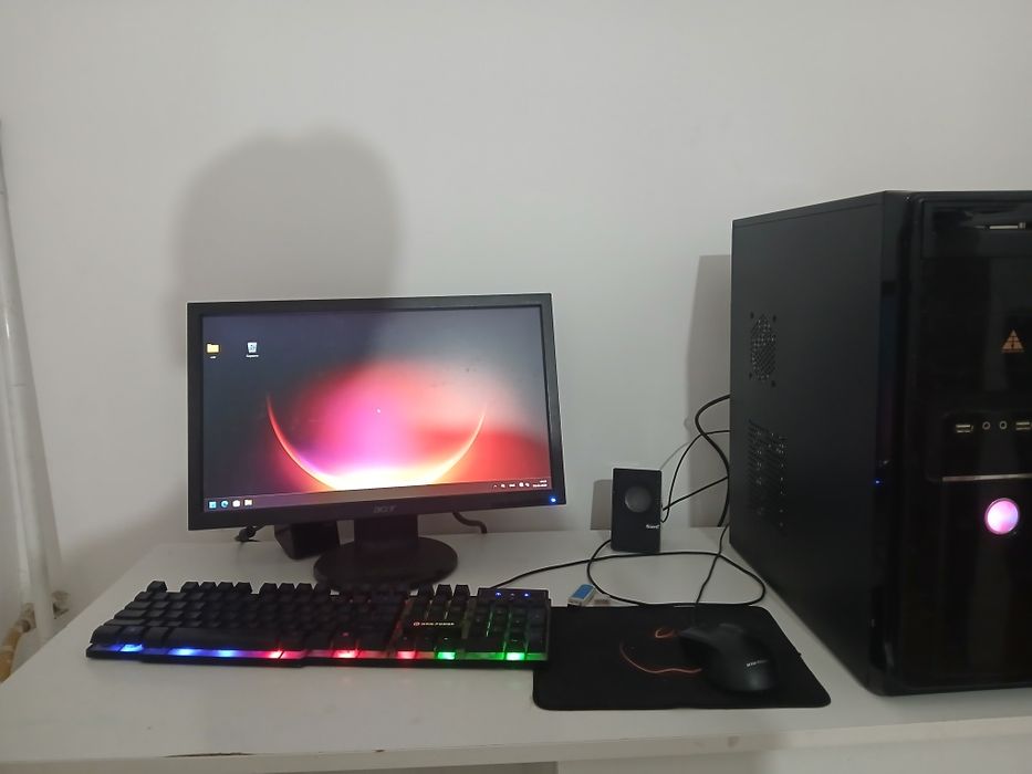 Компьютер   Acer