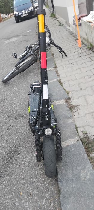 Vând trotineta kukirin m4!!