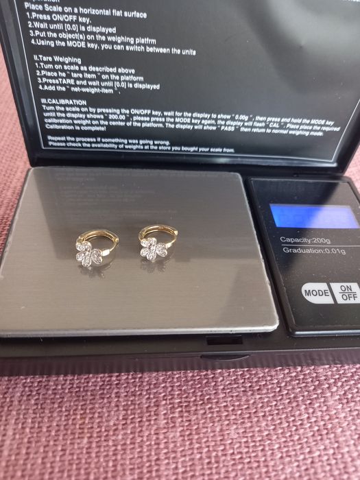 Vând cercei aur copii