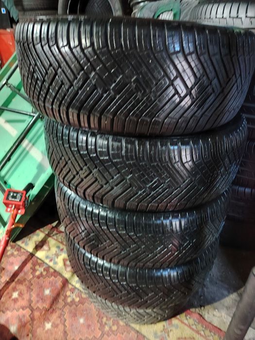 Продам шины Малибу трекер итд17