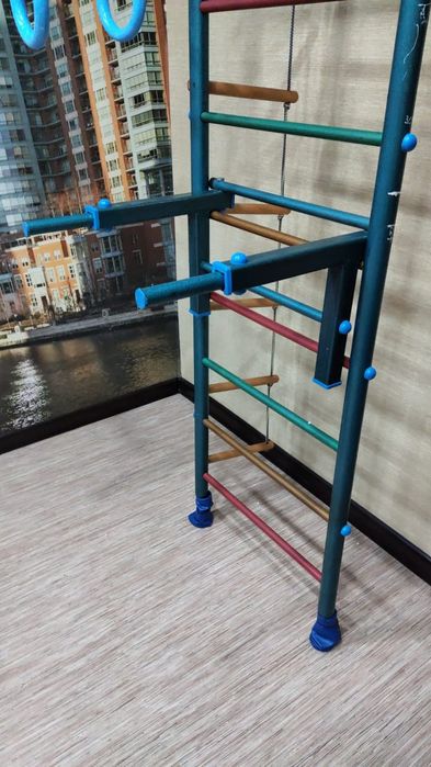 Шведская стенка/турник продаётся