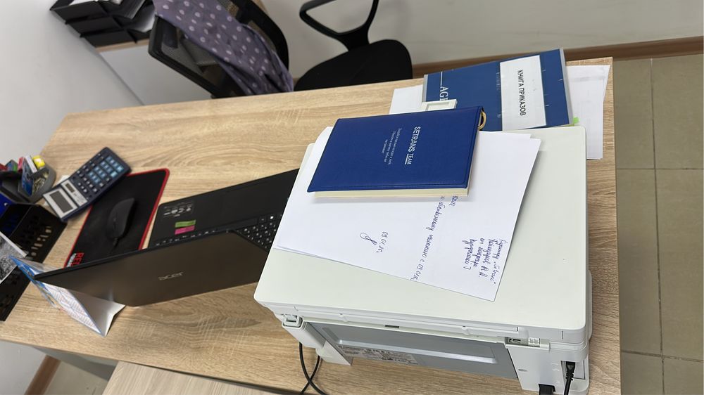 Продается офисная мебель