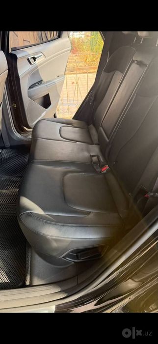 KIA Sportage X LINE Alo holatda