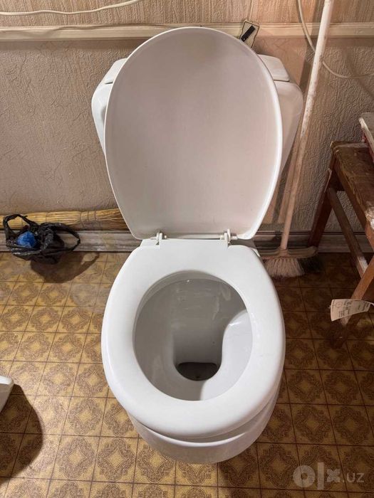 Продается Унитаз Иран б/у