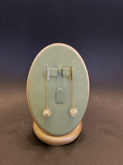 Очень нежные качественные серьги