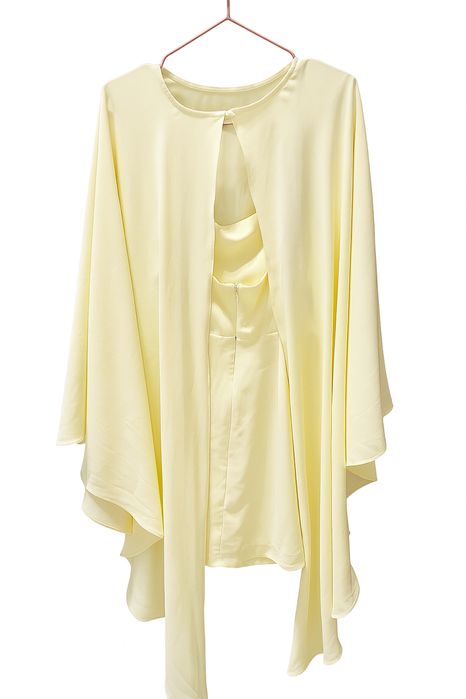 Желтое платье от бренда Lichi