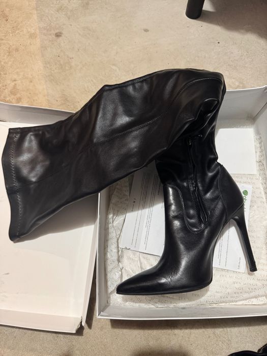 Eva Minge чизми на висок ток