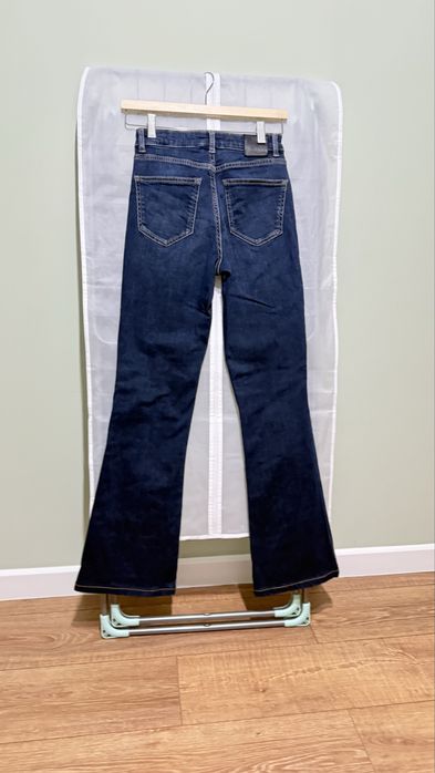 Джинсы. Ддинсы Massimo Dutti.