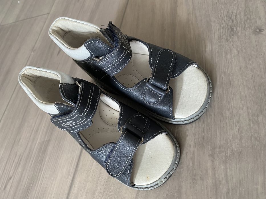 Ортопедические сандали