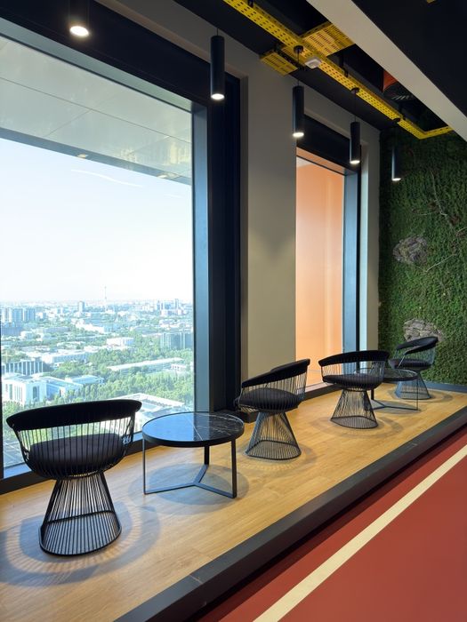 Премиум-офис 86 м² + Терраса 20 м² в Nest One (Блок А) с видом на Humo