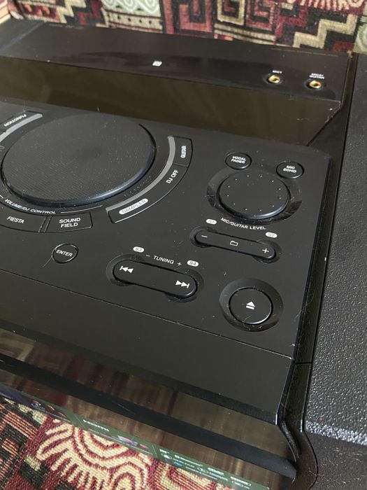 Музыкальный центр sony