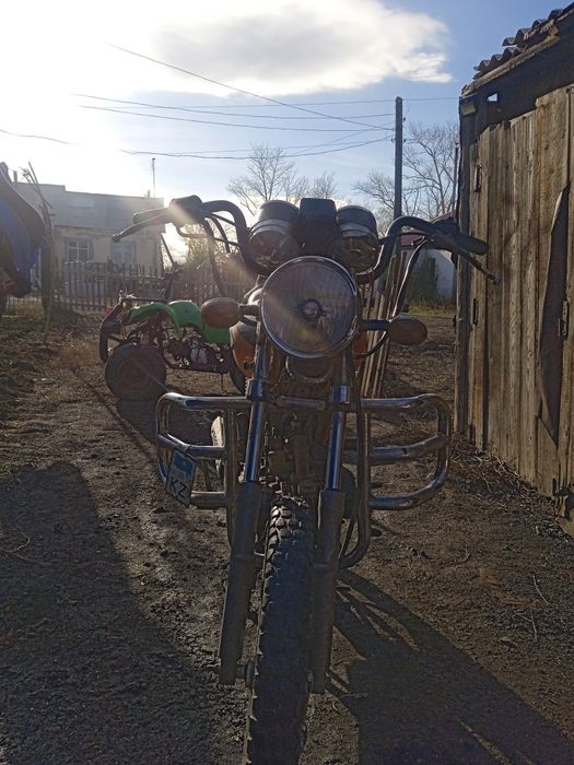 Продаю мотоцикл альфа