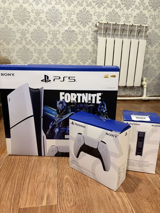 Продам PlayStation 5 Slim 1 tb
