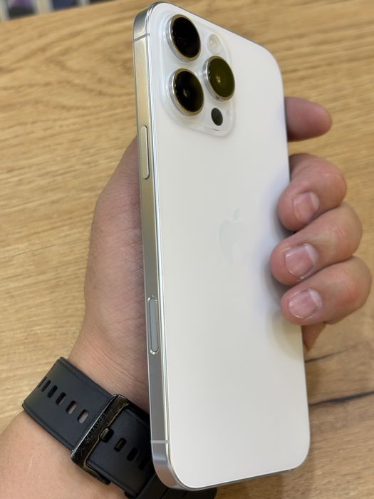 Айфон 16 про мах 256 гб