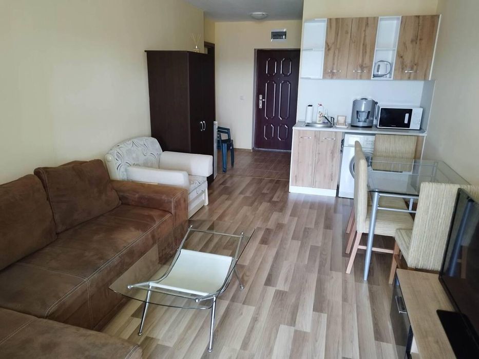 Продава се Двустаен апартамент в к.к. Слънчев бряг - 75 кв.м за 1060 €/кв.м - Снимка #5