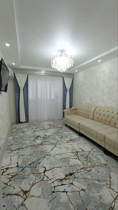 Люкс 2х комнатная квартира переделено 3х ком 2-этаже Вокзал за Саодат