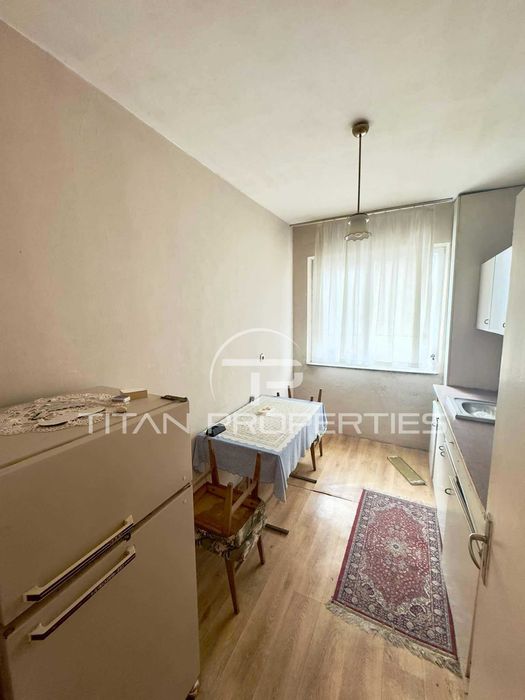 Продава се Тристаен апартамент в Пловдив, Каменица 2 - 68 кв.м за 1736 €/кв.м - Снимка #4